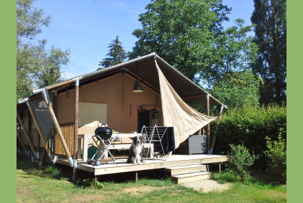 Villatent op de Camping t Geuldal HW263